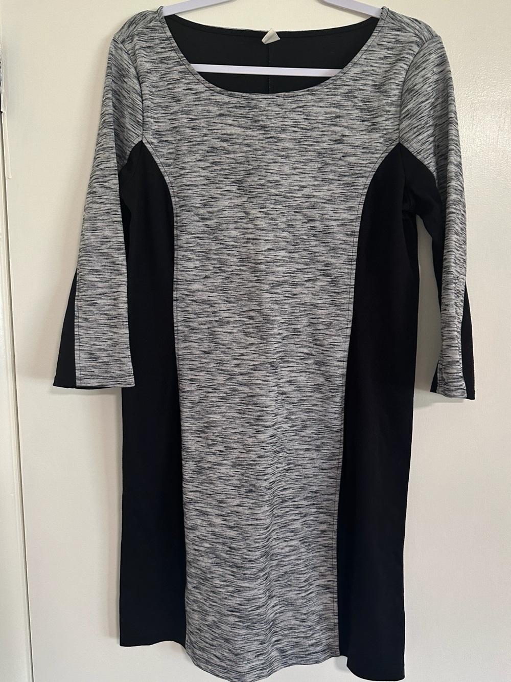 Old Navy Black and Gray Colorblock Midi Dress Size Large
